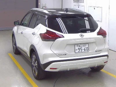 Nissan KICKS