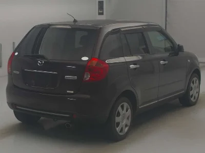 Mazda Verisa
