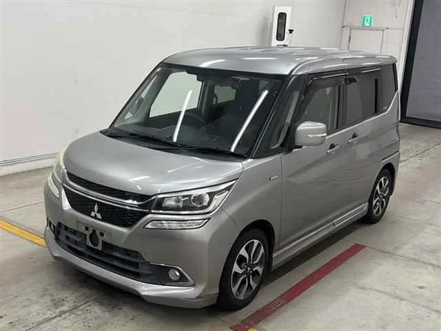 Mitsubishi Delica D:2  с аукциона в Японии