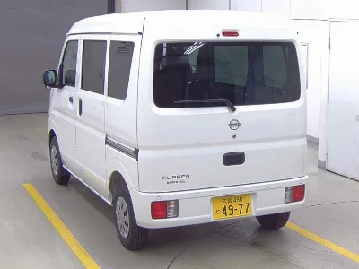 NISSAN CLIPPER