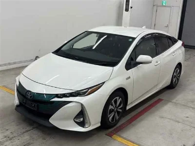 Toyota Prius PHV