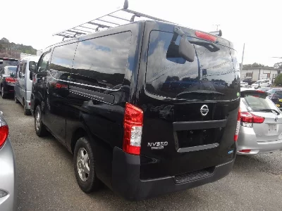NISSAN NV350 CARAVAN