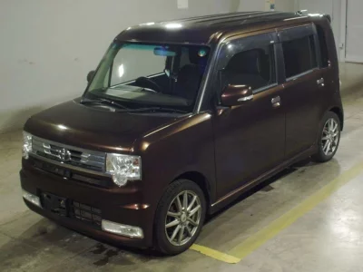 Toyota Pixis Space