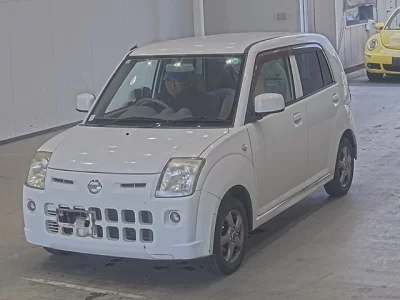 Nissan PINO