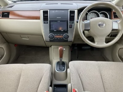 Nissan Tiida Latio