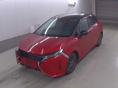 Nissan Aura