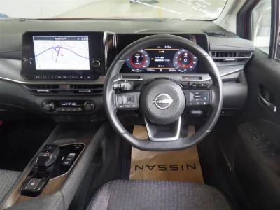 Nissan Aura