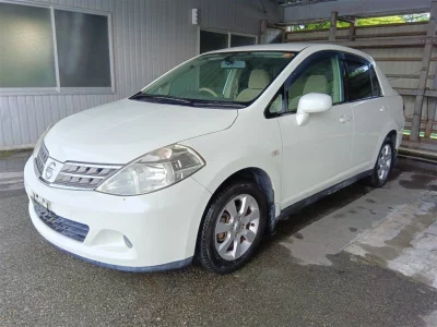 Nissan Tiida Latio