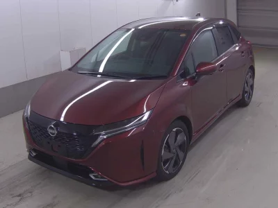 Nissan Aura