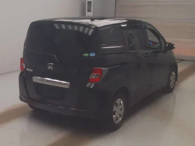 Honda FREED SPIKE