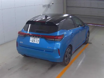 Nissan Aura
