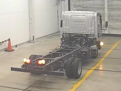 Isuzu ELF