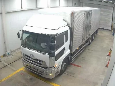 NISSAN UD