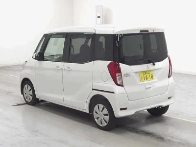 Mitsubishi EK X SPACE