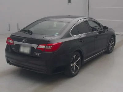 Subaru LEGACY B4