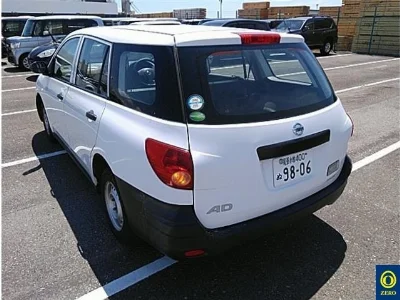 NISSAN AD VAN