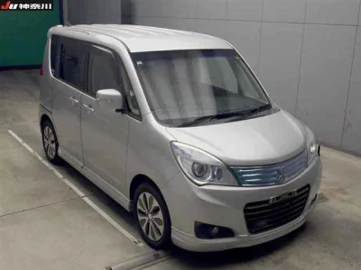 Mitsubishi Delica D:2