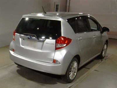 Subaru TREZIA