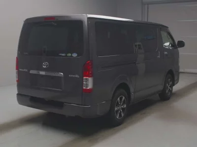 Toyota RegiusAce