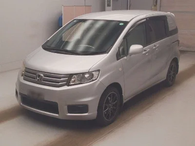 Honda Freed Spike