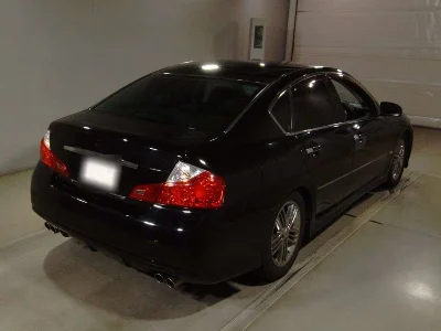 NISSAN FUGA