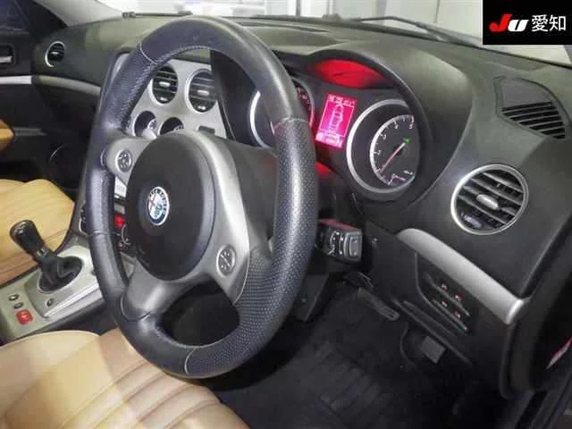 Alfa Romeo 159 SPORTWAGON  с аукциона в Японии