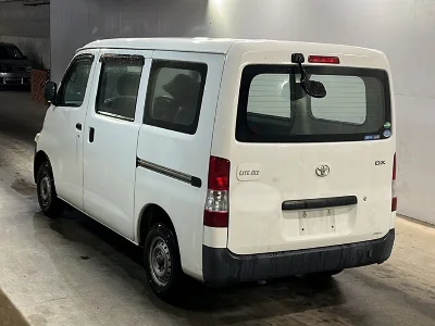 TOYOTA LITE ACE VAN