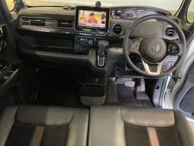 Honda N BOX CUSTOM