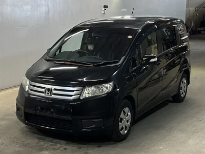 Honda Freed Spike