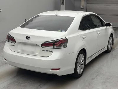 Lexus HS250h