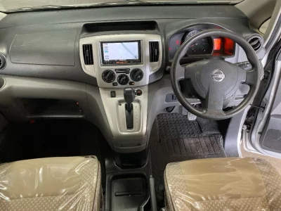 Nissan NV200 VANETTE VAN