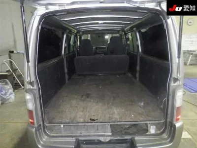 Nissan Caravan