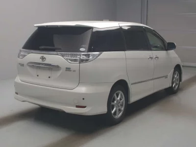 Toyota Estima Hybrid