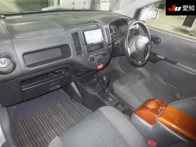 Nissan AD