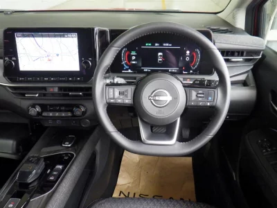Nissan Aura