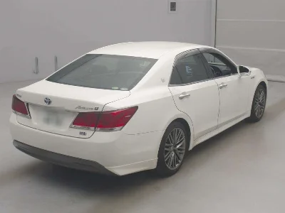 Toyota CROWN HYBRID