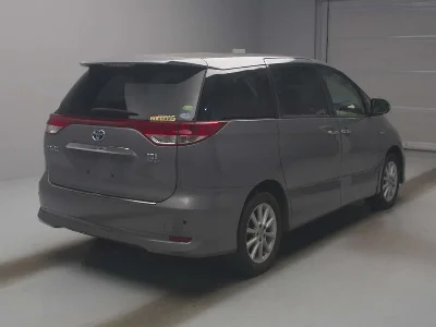 Toyota Estima Hybrid
