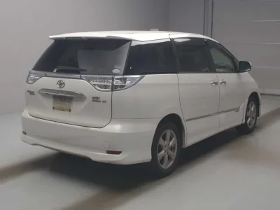 Toyota Estima Hybrid