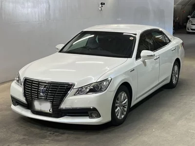 Toyota CROWN HYBRID