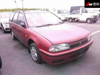 Nissan Avenir