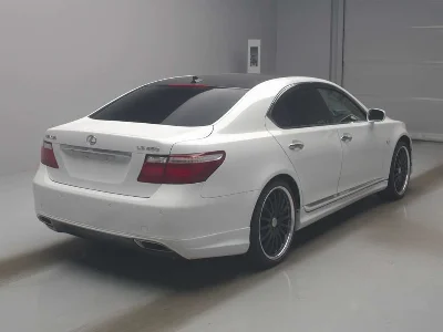 Lexus LS460L