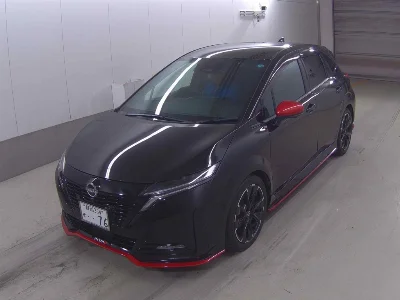 Nissan Aura