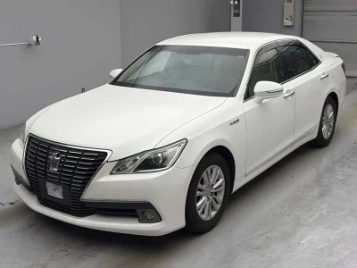 Toyota CROWN HYBRID