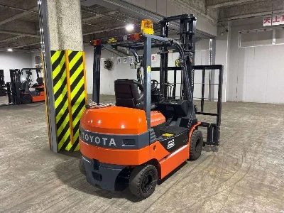 Toyota  FORKLIFT