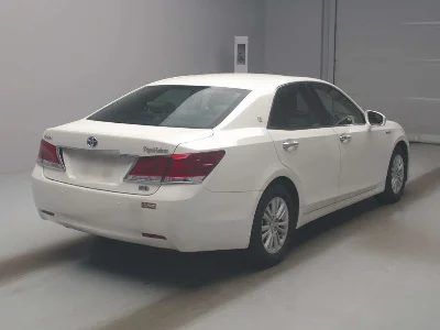Toyota CROWN HYBRID