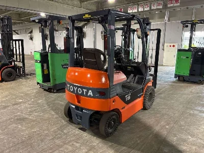 Toyota  FORKLIFT