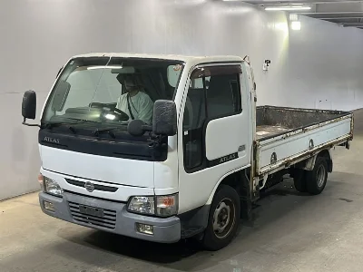 Nissan Atlas