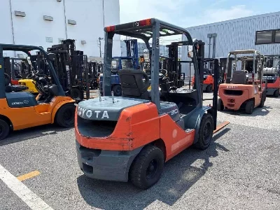 Toyota  FORKLIFT