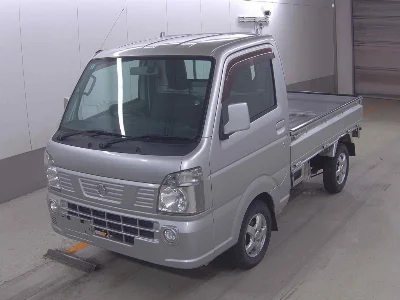 Nissan NT100 Clipper