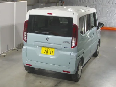 Suzuki Spacia